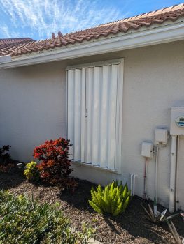 wall-mount-accordion-closed-2